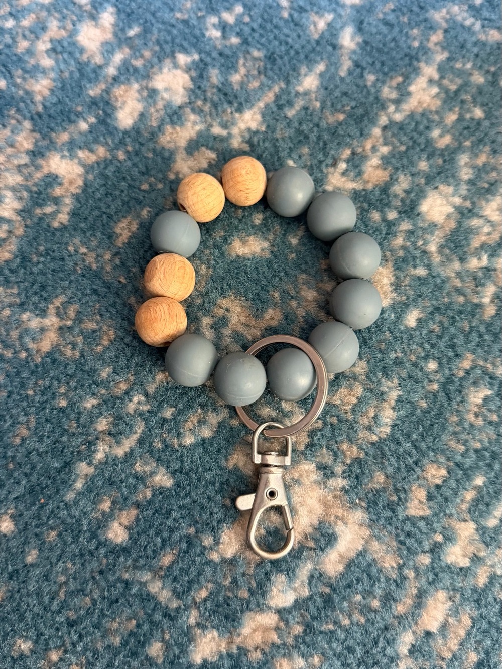 Beaded Wristlet Keychain - Light Blue and Natural Wood